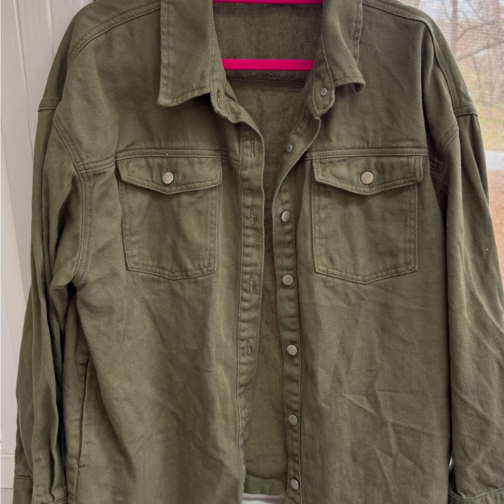 Dokotoo Women’s Oversized Frayed Hem Olive Green Jean Jacket Sz XL